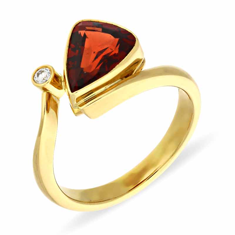 Granat-Ring Gelbgold