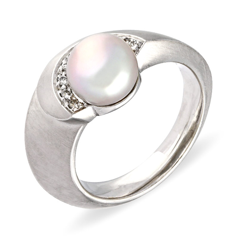 Damenring in Weißgold mit Zuchtperle und Brillanten